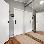 Warm And Charming Centre In