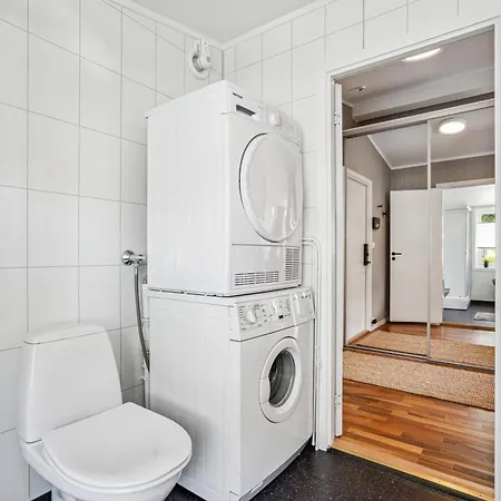 Warm And Charming Centre In Leilighet *