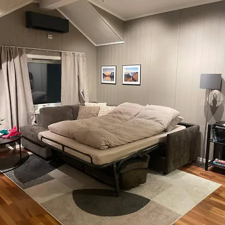 Warm And Charming Centre In Appartement *