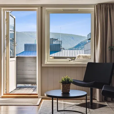 公寓 Warm And Charming Centre In *