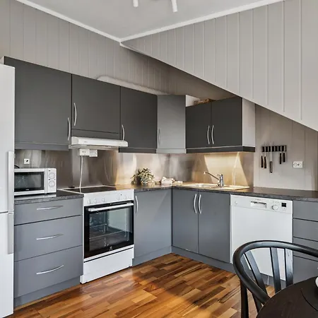 Warm And Charming Centre In 特罗姆瑟