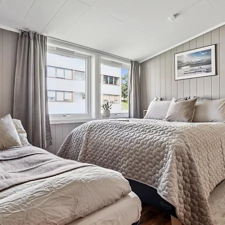 Warm And Charming Centre In *